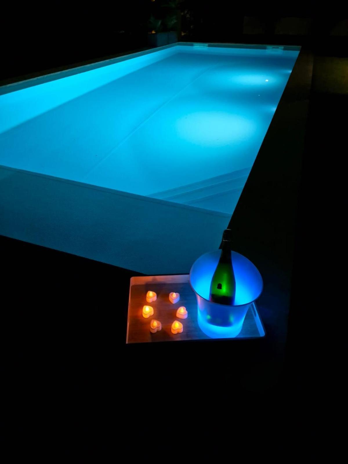 Love Room - Cocon Room - Toulon - Ollioules Dış mekan fotoğraf